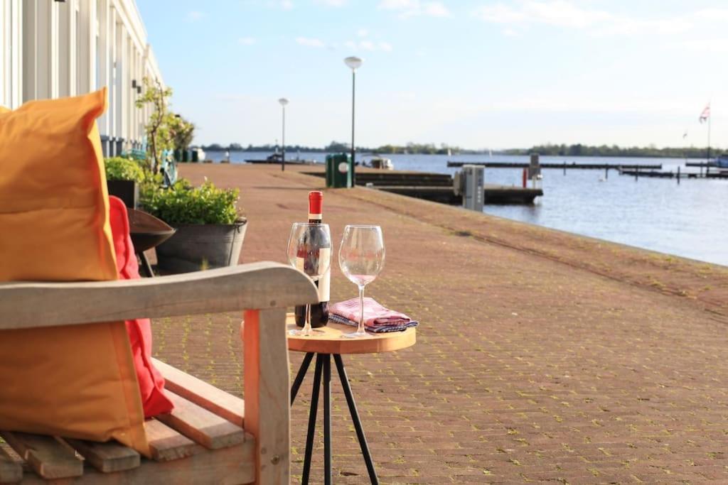 Luxury Harbour Suite With Private Parking Loosdrecht Kültér fotó